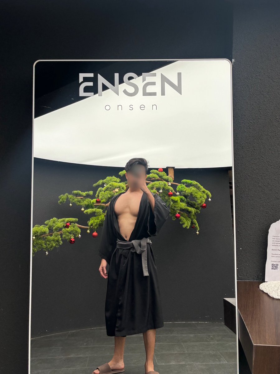 ชื่อนนท์ ธนนท์นะ! tweet media