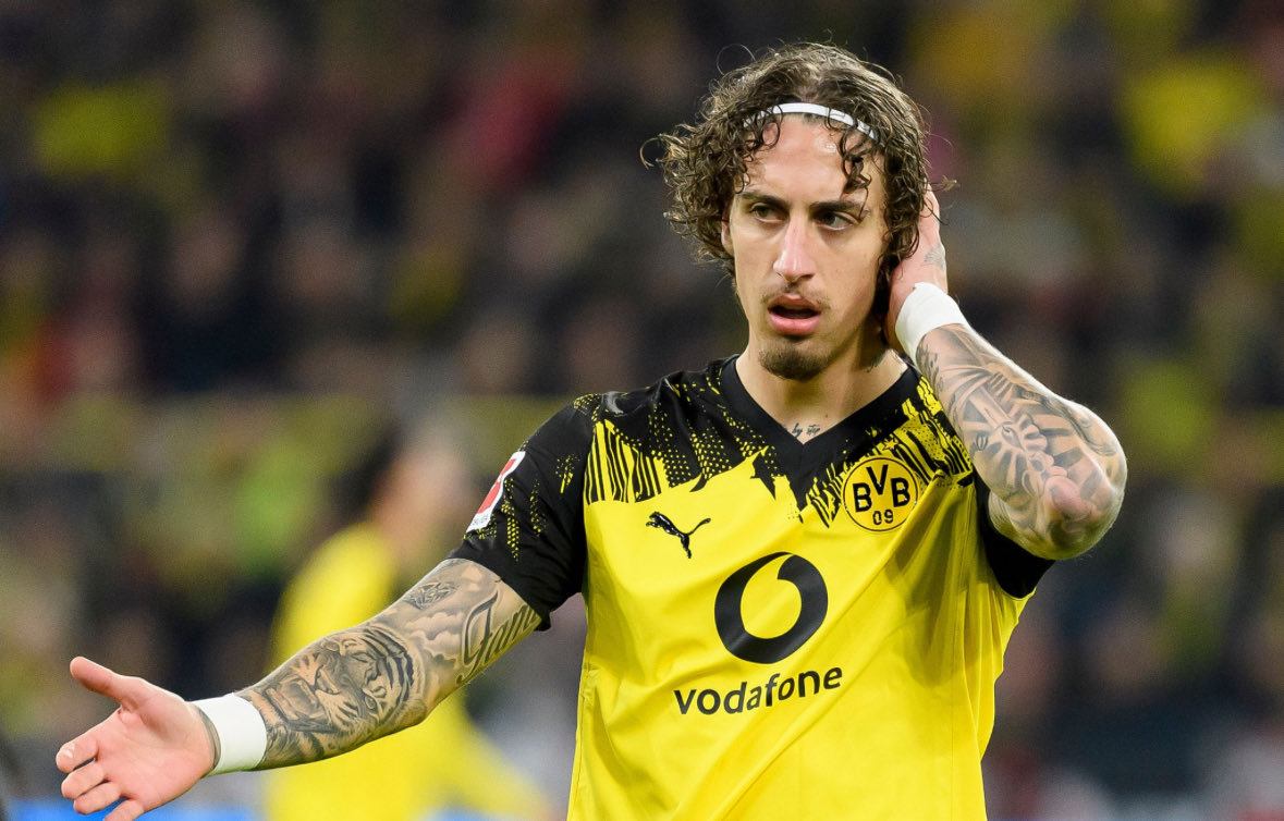 AroooBVB's tweet image. 🗣️Fabio #Silva denkt an Blitz-Abschied im Winter. Der Stürmer ist unglücklich mit seiner wenigen Spielzeit, obwohl er fit ist. Möchte unbedingt zur WM. Offen ob der BVB ihn ziehen lässt. Noch kein Wechselwunsch bei Bossen hinterlegt

🗞️ @_dennisbayer @SkySportDE 

#BVB