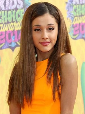 93stoulouse's tweet photo. @sunshinesnati0n i thought the pic on the right was from 2014 oh hairdowniana u are so back https://t.co/eORF25vzL9