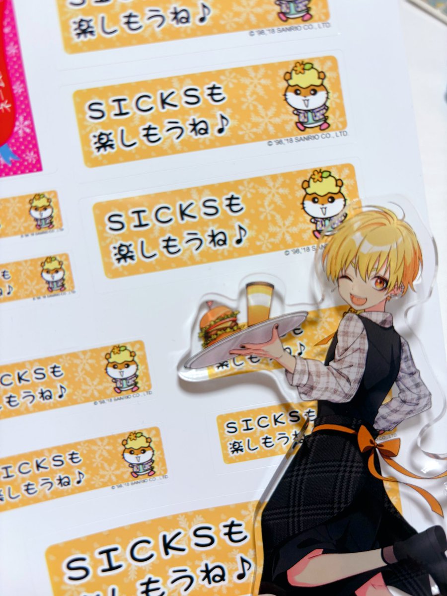 Hi_zikkouiinkai's tweet image. そういえばこのシールかわいいからSICKSのみんな見て♪