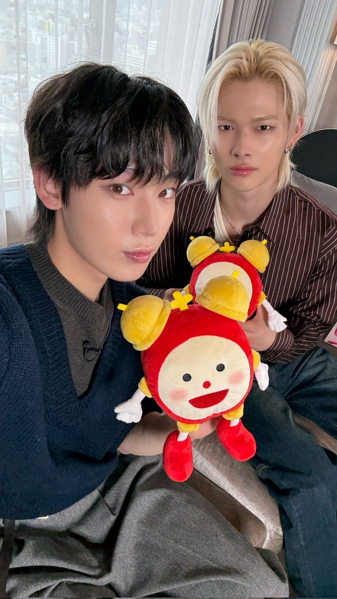 2suniverse_v's tweet photo. HAPPY SUNKI DAY 💜
#SUNOO #ENHYPEN_SUNOO
#선우 #엔하이픈_선우
#NI_KI #ENHYPEN_NI_KI
#니키 #엔하이픈_니키
#SUNKIDAY #SUNKI_DAY
@ENHYPEN_members https://t.co/9yvzmD5L2g