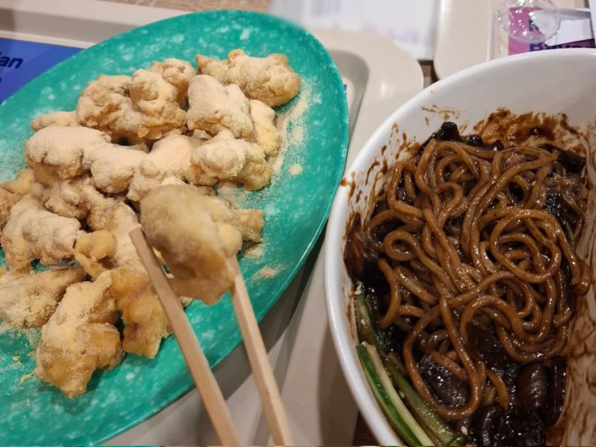 plushiettes's tweet image. akhirnya kita bersemi @GRATlSONGKIR