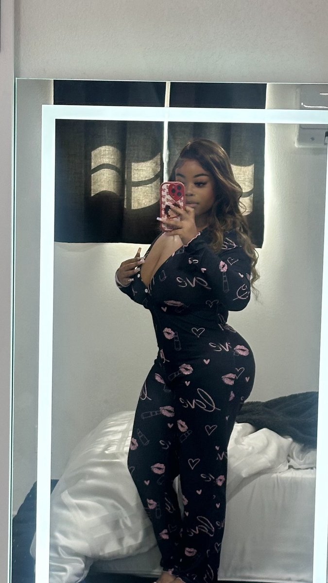 Ms. Starr (@starrscandy) / Posts / X