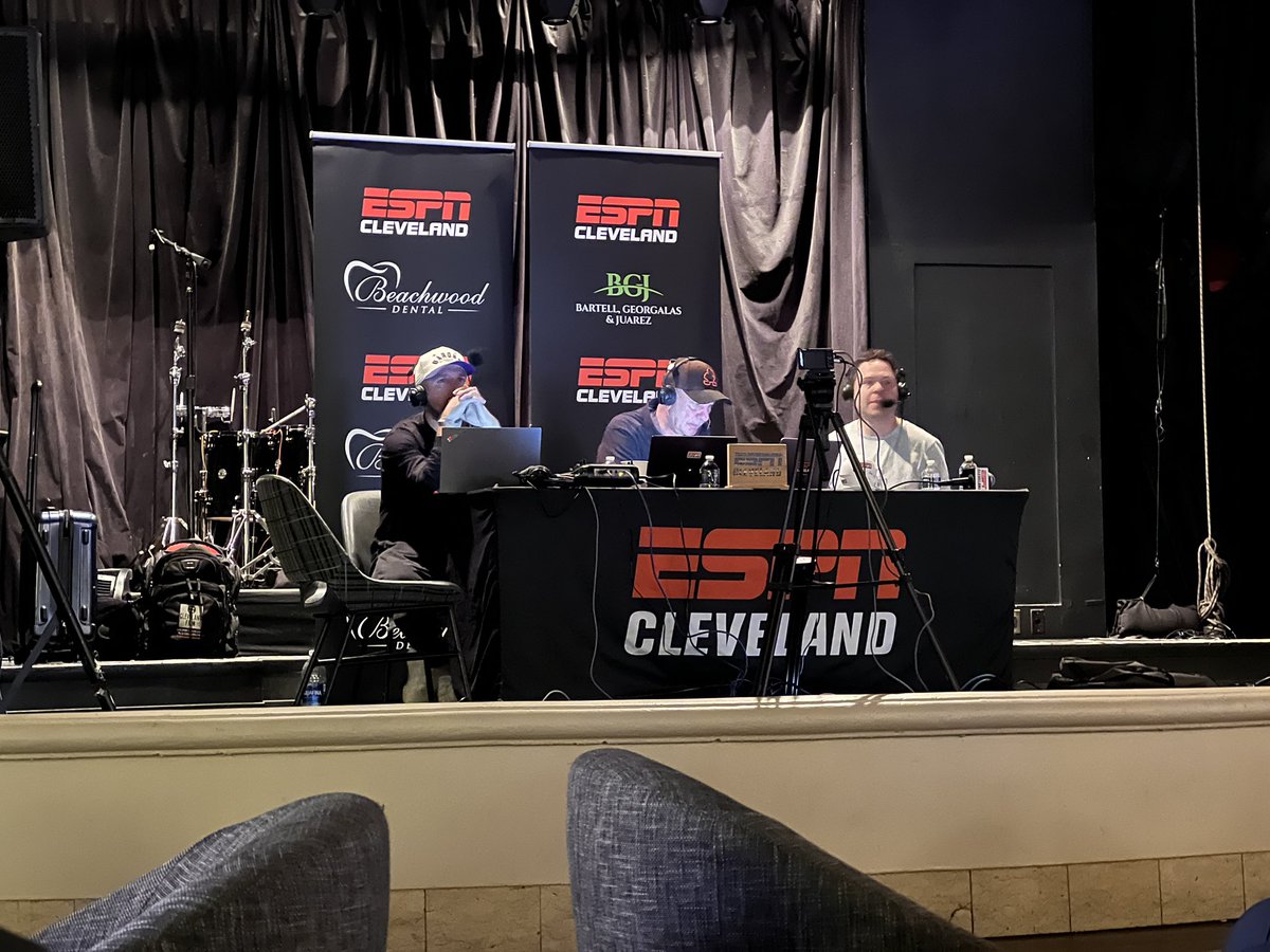Seeing <a href="/ESPNCleveland/">ESPN Cleveland</a> live at Mandalay Bay this morning.