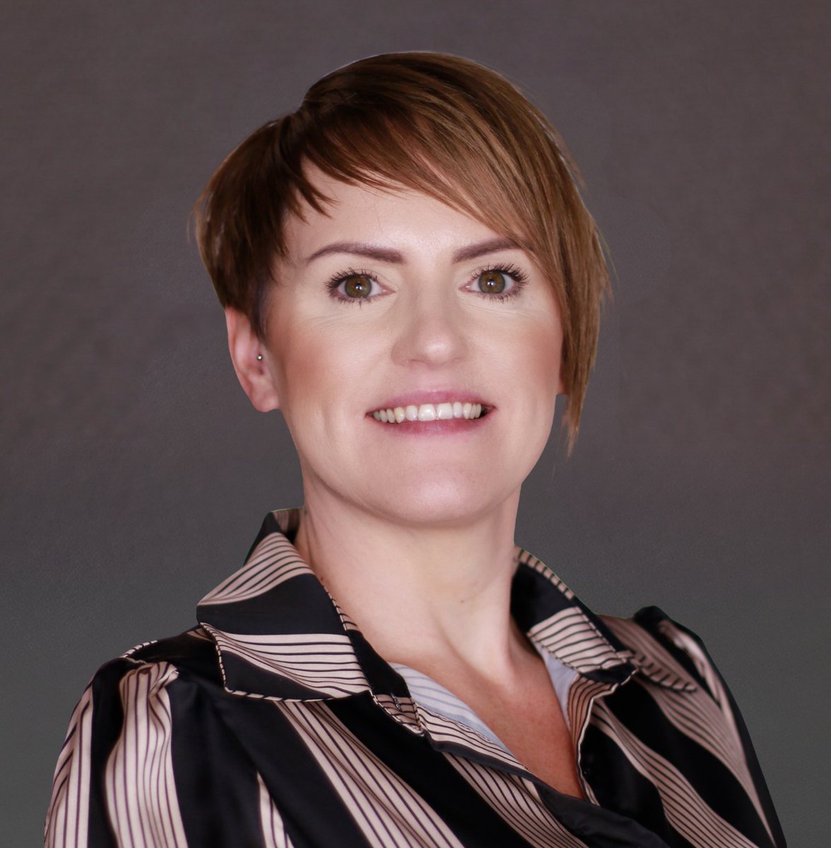 Jet_Assist's tweet photo. 🎉🥳
We're pleased to announce that Roisin Mulhern has been promoted to General Manager (FBO &amp; Charter).

Join us in congratulating Roisin on this well-deserved promotion.👏

#jetassist #JobPromotion #jobpromotion #aircraftcharter #aircraftcharters https://t.co/MPoL4OWG1s