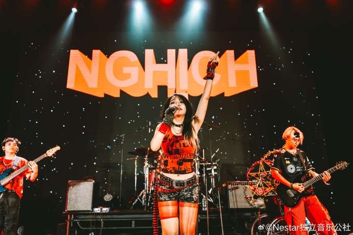 StarNest tweet media