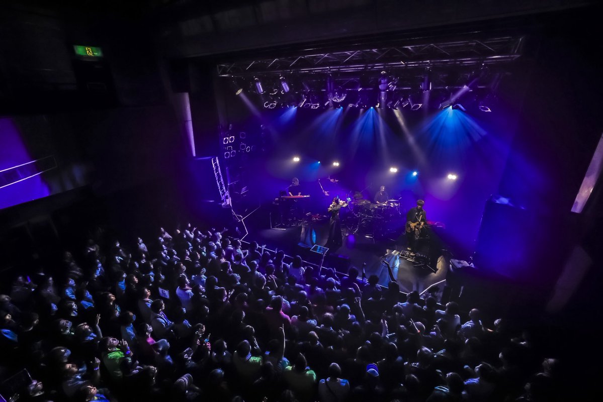 ASCA_and_staff's tweet image. ツアーファイナル最高でした❤️‍🔥
ただいま、東京！ホームだった。

あったかくて熱くて愛がたっぷりで
あなたが綺麗でずっとずっと幸せだった。

8周年の感謝とアジアツアーの集大成
「ASCA ASIA TOUR 2025 in Tokyo」

ツアーファイナル、
ありがとうございました🗼

📷草刈雅之

#ASCA_ASIA2025