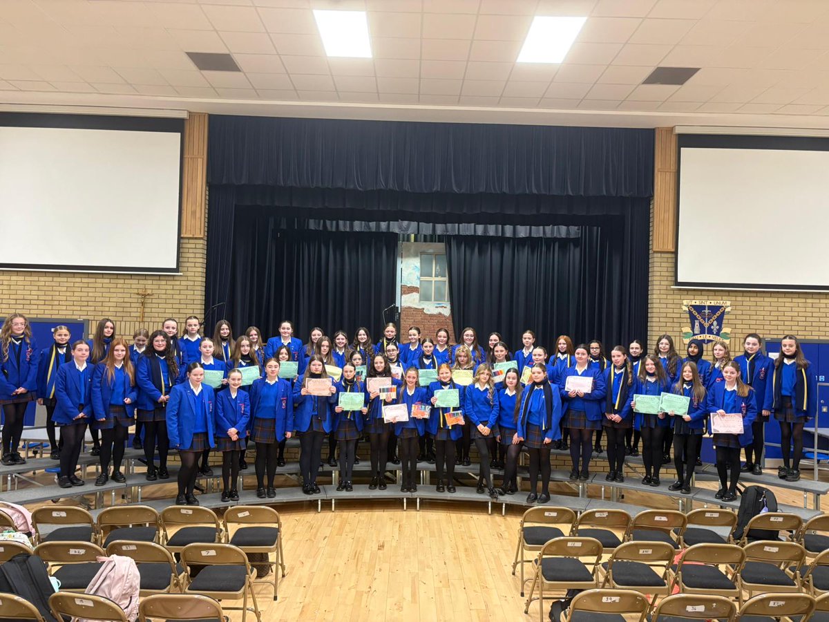 Fantastic morning celebrating success at our Year 8 assembly. Pupils received awards for improvement, good attitude, high achievement as well as 100% attendance! Well done girls keep up the great work!! 🎯🌟 #teamstgens <a href="/stgensAP/">Cathy Austin</a>