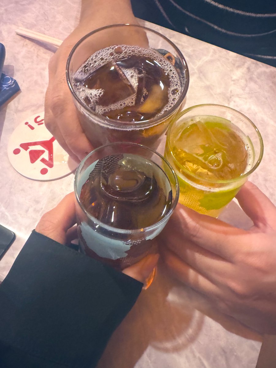 退勤しました〜！
久しぶりの出勤なのに盛り上げ隊からのカラオケデーありがとうございました
乾杯もさんきゅーです♡
舞台頑張った！そしてまた12月舞台に向けて頑張るぞ〜！
ニコバー横浜店でまってます！

#カラオケデー #ニコバー #ニコバー横浜 #関内 #飲み放題 #コンカフェ