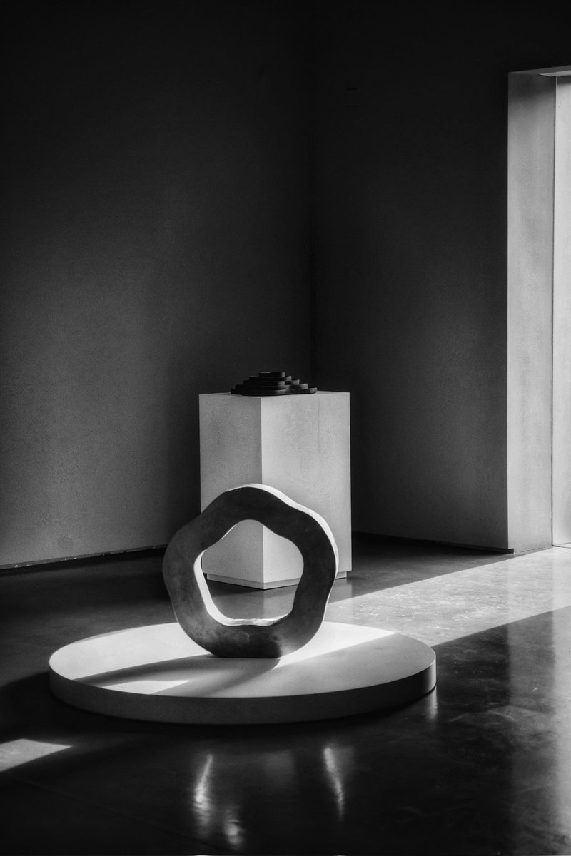 #Gallery365in2025DailyPrompt <a href="/Gallery365photo/">Gallery365photo</a> 
24.11.25
Penumbra..
📸