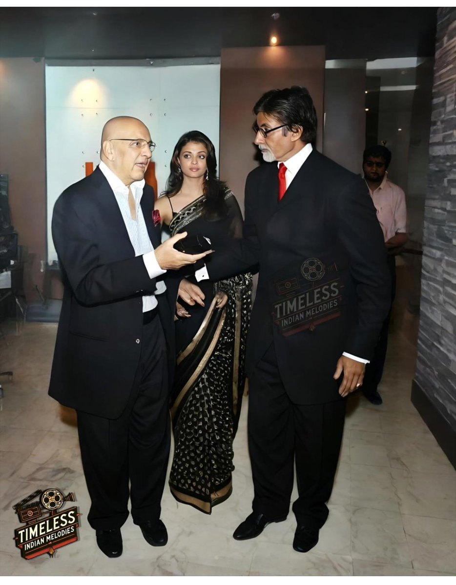 BibaswanM's tweet image. #AishwaryaRaiBachchan with Mr Feroz Khan and Mr Bachchan