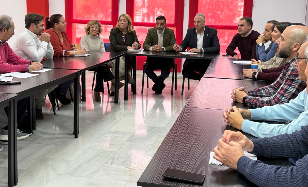 🌹<a href="/JCRuizBoix/">J. C. Ruiz Boix</a> acusa al PP de Jerez de sectarismo y silencio cómplice con la Junta por el colpaso sanitario, la falta de ejecución del presupuesto andaluz y el impago a autónomos. 

📍Más información, en nuestra página web:

👉🏻 psoedecadiz.es/ruiz-boix-acus…