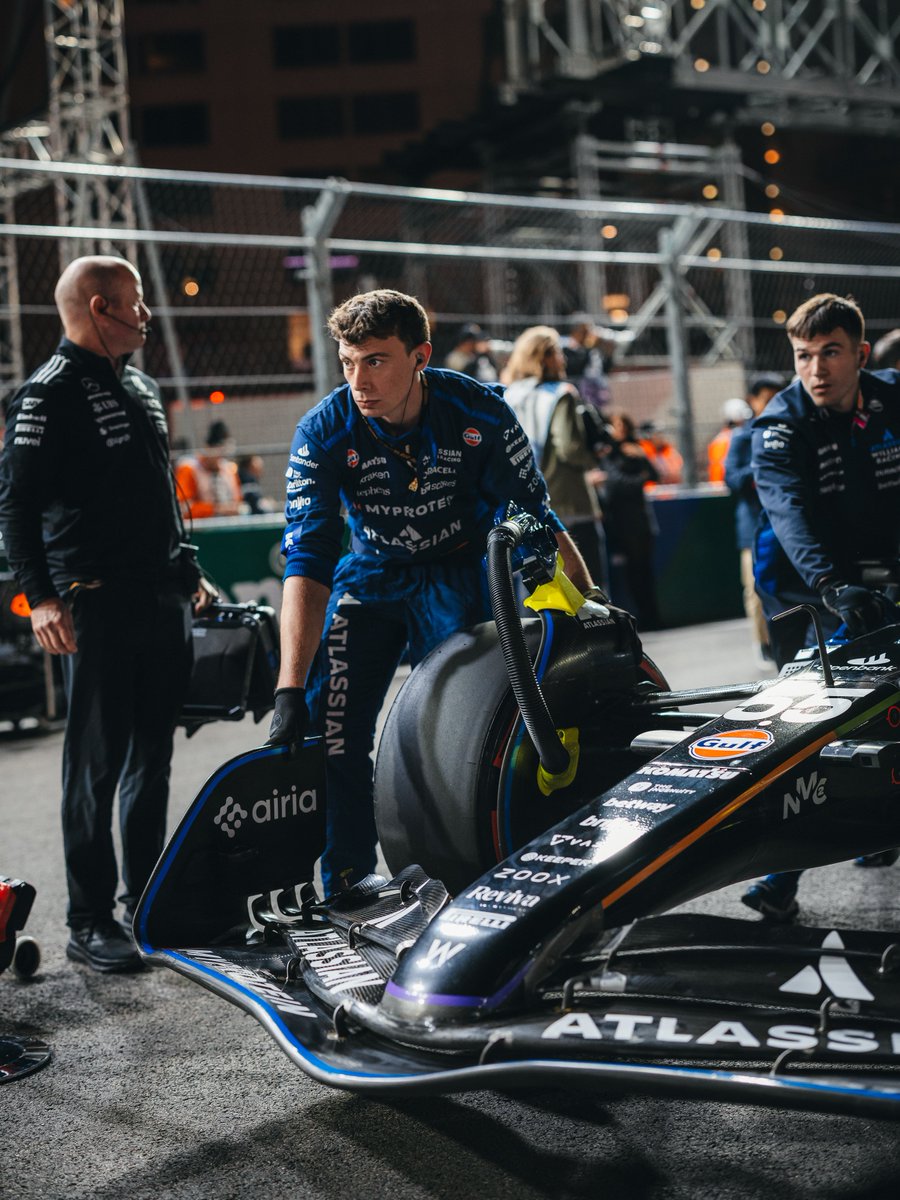 WilliamsRacing's tweet image. 22 down, Two to go ✌️

Let&apos;s keep pushing until the end 💪