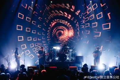 StarNest tweet media