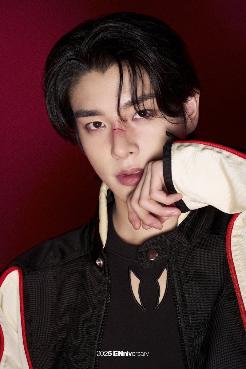 15ARCHIVEz's tweet image. insane visuals 🥵 #제이크 #JAKE