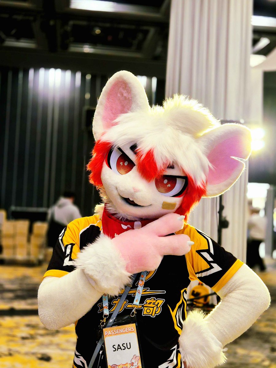 nextdia_art's tweet image. #Furstclass 
모르! 붉은 색이 정말 매력적이에요