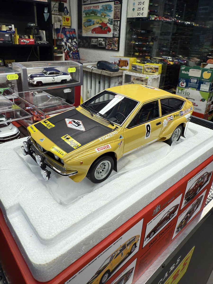 cars_tiny's tweet image. Alfa Romeo Alfetta Gr.2 Autodelta Rally 4 Regioni 1975 Svizzero Masetto Laudoracing Scala 1:18 a 159€ #tinycars #models #alfaromeo #scala118 #scalemodel #modellismo #rally #laudoracing