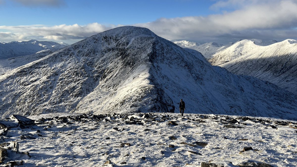 BruceRussell16's tweet image. A pretty special day climbing Spidean Mialich &amp;amp; Gleouriach last Thursday 

#thinkwinter 
#outandaboutscotland