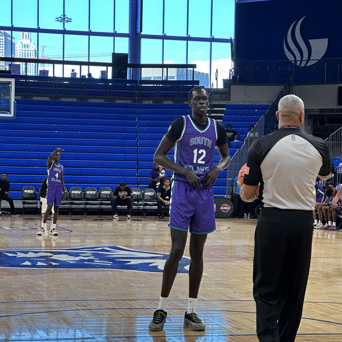 HoopSeen tweet media