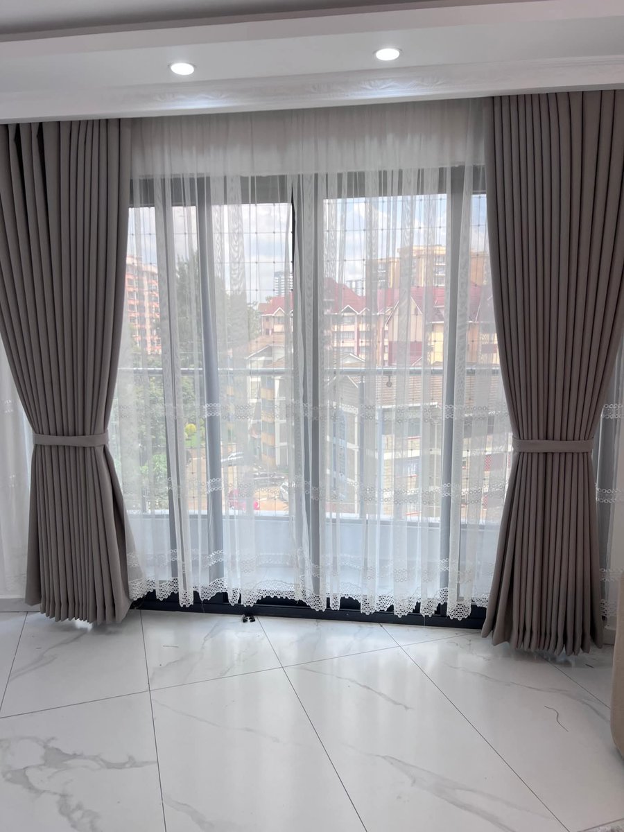 Victoro57095751's tweet image. Transform your living place with the Beautiful quality fabric blackout curtain 
Per meter 1200/=
Sheers 600/= Per meter 
We do site visit 
We take measurements 
We do installations 
Free delivery countrywide 
Contact or WhatsApp 074243 1633