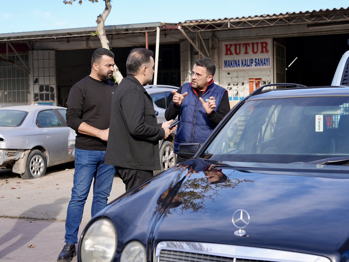 📍Küçük Sanayi Sitesi 

Bugün Manisa Milletvekilimiz Murat Baybatur ile birlikte sanayi esnaflarımızı ziyaret ettik.
Ustalarımızın çayını içip hâl hatır sorduk.

Sanayimizin emeği, alın teri bizim için kıymetli.
Her zaman yanlarında olmaya devam edeceğiz.