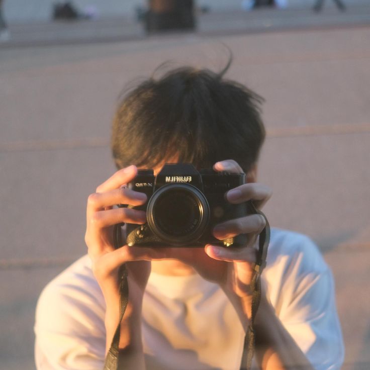 mtrd_s's tweet image. ⚜️ Forget me KNOT ⚜️ 
#เงื่อนรักพันธะโลหิต        

✟ พันธะพิเศษ 2 ✟   
NOAH x ACE  

“ต้องให้ฉันหาเองไหม ว่าชื่อของฉันมันอยู่ตรงไหนบนตัวเธอ”        

📖RAW: MtrdSwriter.readawrite.com/c/3a618a9ebf38…

#readAwrite #นิยายวาย #นิยายวายแนะนํา