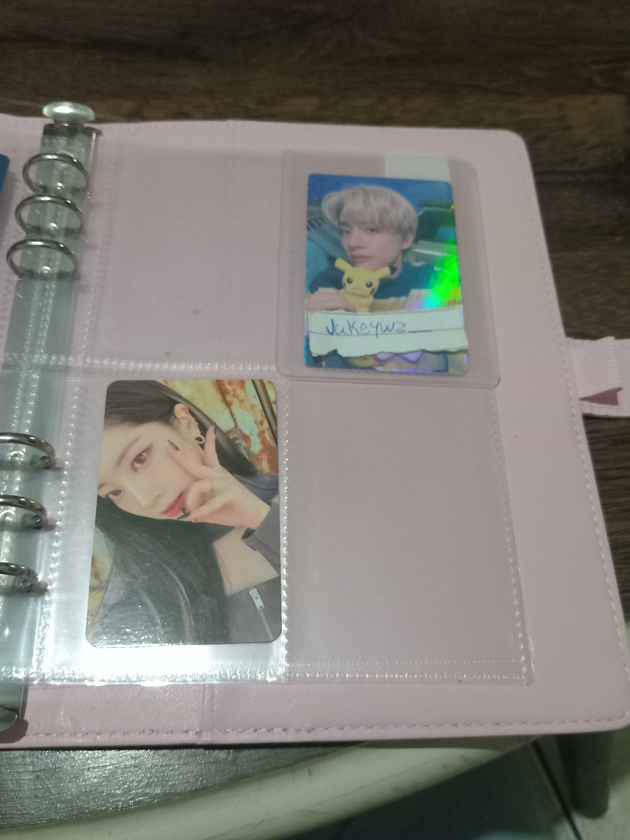 jakeywz_'s tweet image. *— 𐔌՞. .՞𐦯   vendo // venda  ⊹ ࣪ ˖*
&amp;gt; cards da dahyun

    ୨୧  .  20 cada + frete