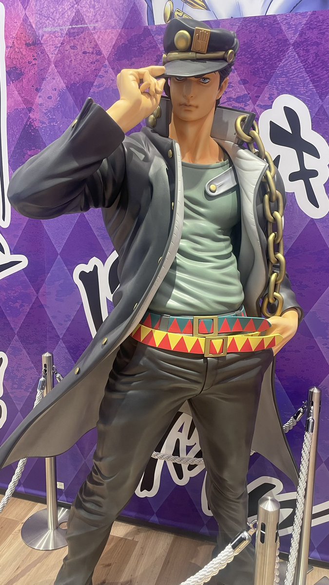 LCDR8bit's tweet image. namcoレイクタウンでは等身大！空条承太郎に逢えるッ！！