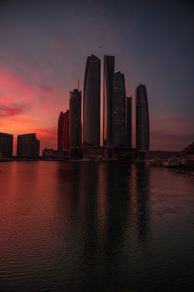 المدينه الفاتنه بُوظبـي.