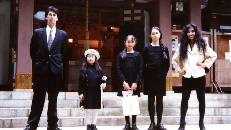 matsuhyms's tweet image. 映画「シーナ＆ロケッツ 鮎川誠 ～ロックと家族の絆」より
#素敵な家族写真を上げる