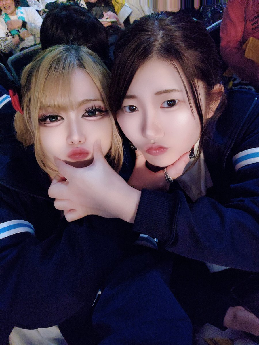 ももおめでちょ🤍