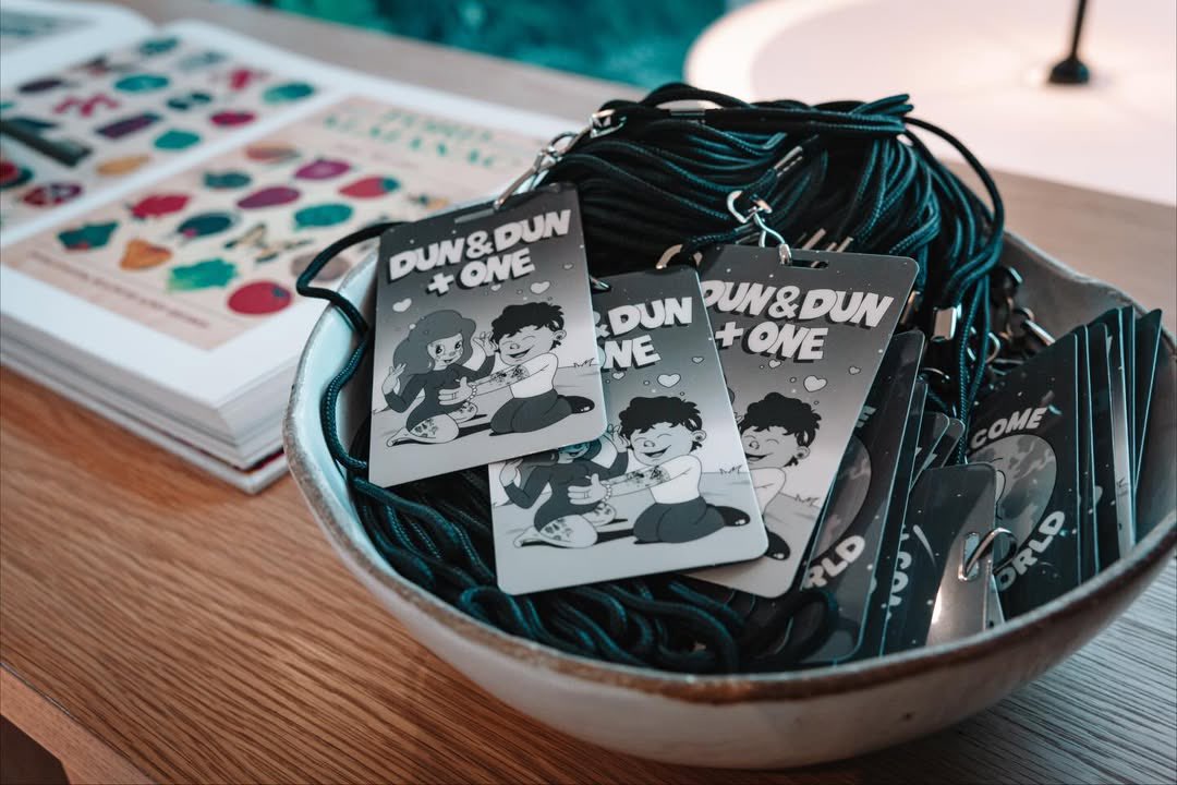 TOPUPDATERS's tweet image. via debbyryan on Instagram