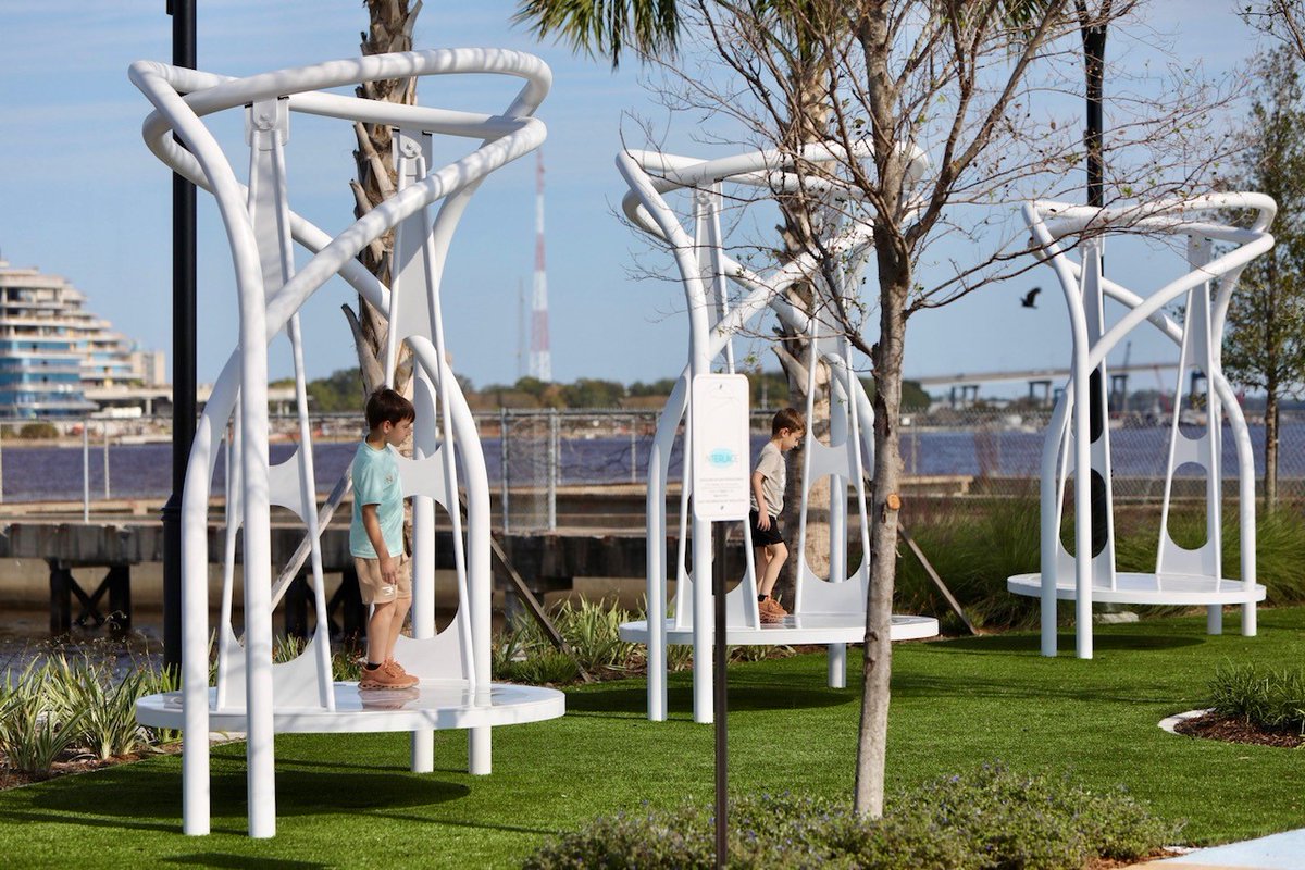 CityofJax's tweet image. RiversEdge Park is now open! 🌳🛝 Located on the Southbank at 2010 Prudential Drive, the newest @jaxparks features 4 parks in 1 with a new playground, cooling misters, an outdoor gym, marsh boardwalk, and a continuous river walk to Friendship Fountain.

riversedgejax.com