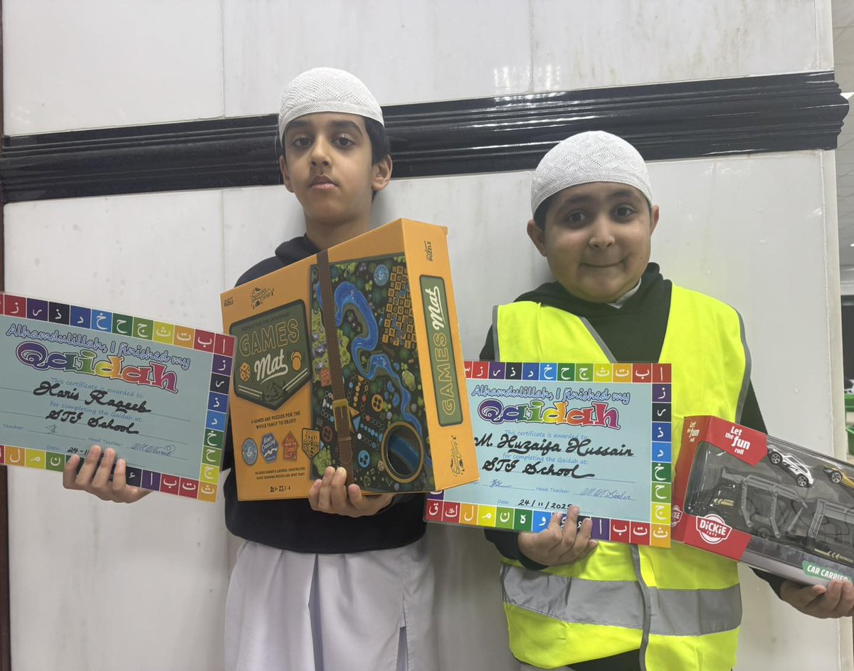 stischool's tweet image. STUDENTS RECEIVE AWARDS FOR COMPLETING QAI’DAH

Well Done to Haris and Huzaifa for completing their Qai’dah. May Allah Ta’ala bless the children and reward the efforts of their teachers, Ameen!

#stischool
#learn #practice #teach