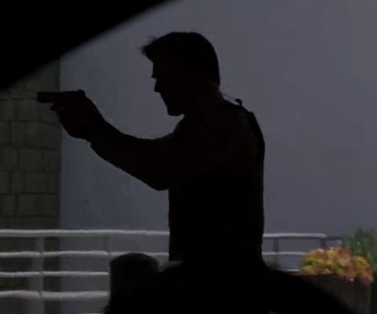 jareaupoesie's tweet image. does anyone care about aaron hotchner