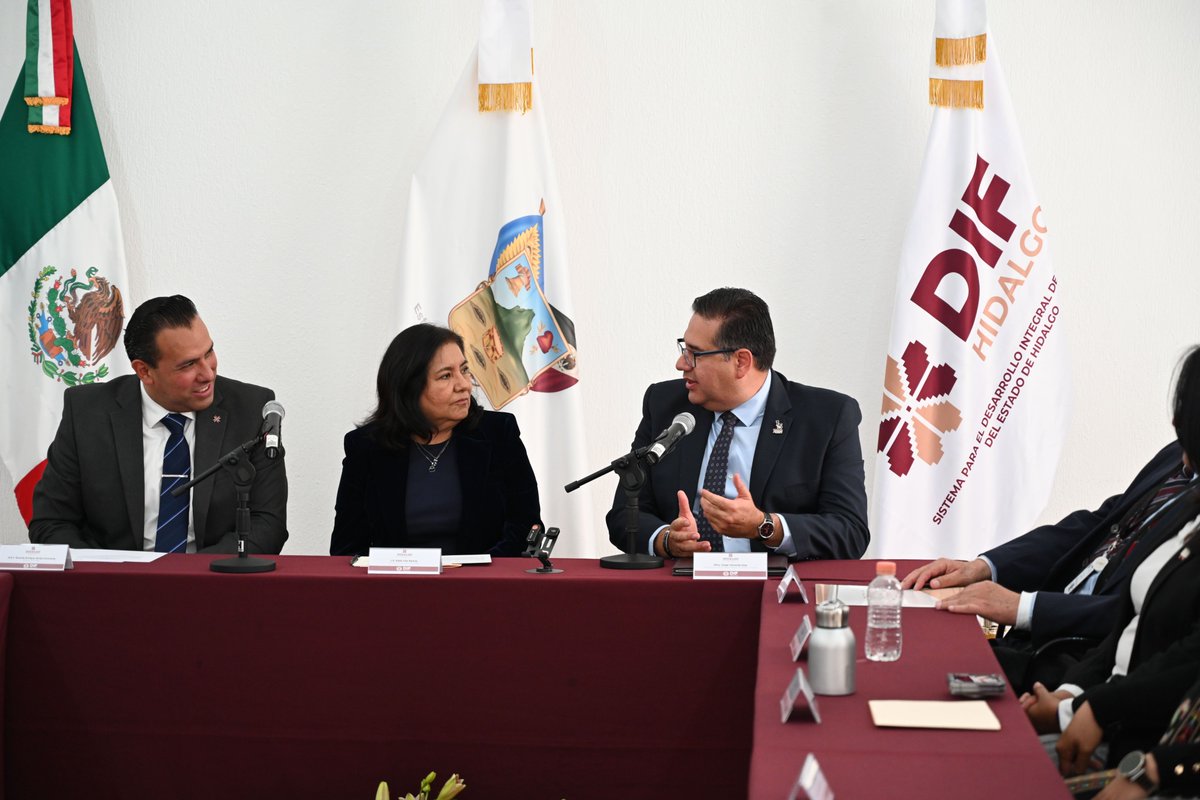 ASEH_Hgo's tweet image. El @difhgo recibió la Constancia de Solventación por parte de la @ASEH_Hgo, convirtiéndose en el primer organismo del Ejecutivo en lograrlo en la Cuenta Pública 2024. @jorvalverdeASEH subrayó que este documento, otorga certeza jurídica y garantiza la correcta rendición de cuenta.