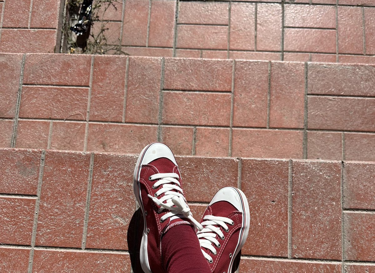 Kendinizi,  kendinizle zaman geçirmeyi yalnızlık sanmayacağınız şekilde yetiştirin.