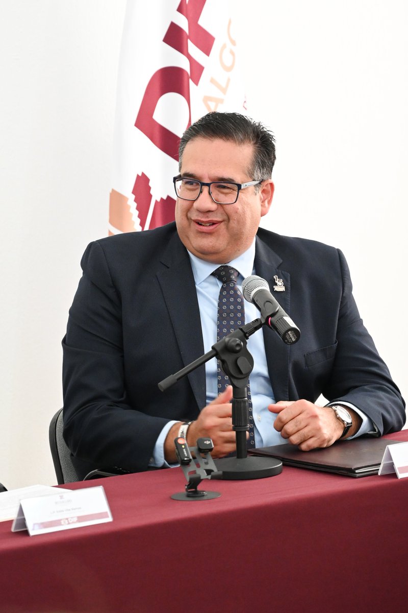 ASEH_Hgo's tweet image. El @difhgo recibió la Constancia de Solventación por parte de la @ASEH_Hgo, convirtiéndose en el primer organismo del Ejecutivo en lograrlo en la Cuenta Pública 2024. @jorvalverdeASEH subrayó que este documento, otorga certeza jurídica y garantiza la correcta rendición de cuenta.