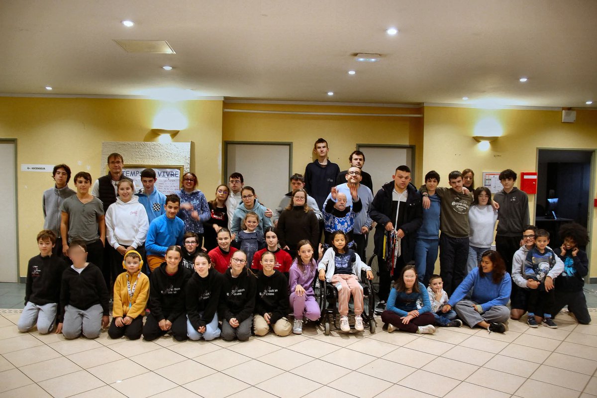 Camille Etourneau tweet media