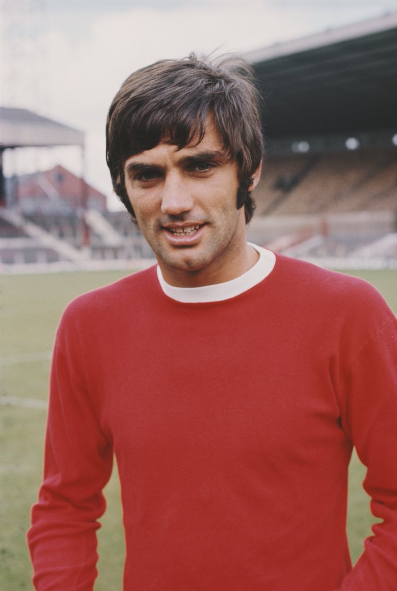 Old Trafford rises to applaud the late, great George Best, who passed away on 25 November 2005.

Gone but NEVER forgotten ❤️