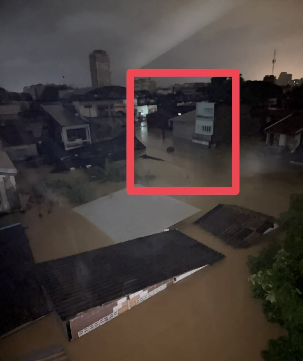 🚨🚨ขอรบกวนพี่ๆชาวด้อมม่วงฝากช่วยแชร์กันต่อให้หน่อยได้มั้ยค่ะ หวังว่าจะมีสักหนทางที่จะช่วยเหลือพวกเขาได้😭

ขอขอบพระคุณล่วงหน้าอย่างสูงนะคะ 🙏🏻

#น้ําท่วม #น้ําท่วมหาดใหญ่ #หาดใหญ่
#LingOrm #หลิงออม