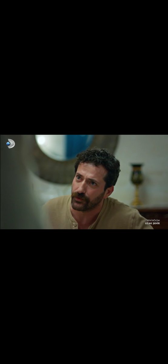 Alyanın neler çektiğini anlatması hesap sorması rahatlattı, kadını bir şeylere mecbur bıraktı sonra gelip triplere giriyor e bunu sen istedin zaten ölmeyince adamın zoruna gidiyormuş dimi, kadını tanımadığı bir şehirde tanımadığı adamla evlen derken neyi düşündün
#UzakŞehir