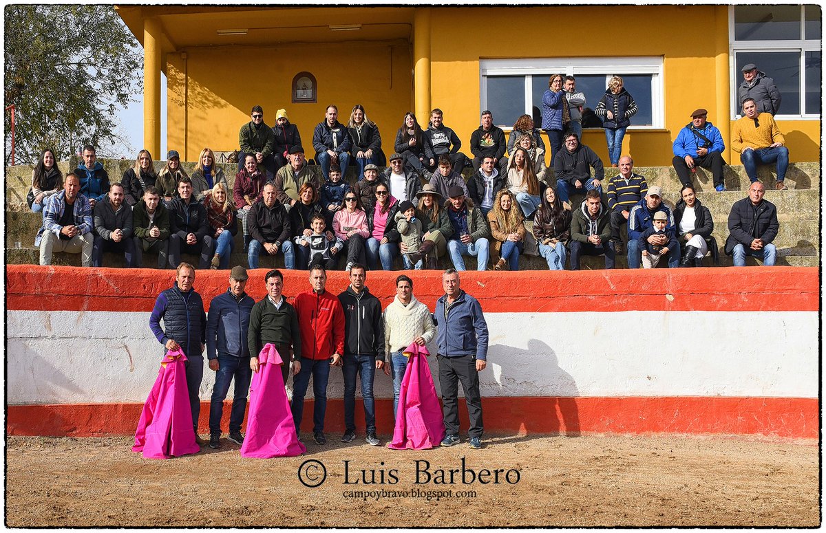 Jóvenes Aficionados Descubren la Ganadería de José Arriazu de la Mano de Torosocial e Imanol Sánchez share.google/5c0dSShh0fNSBr…