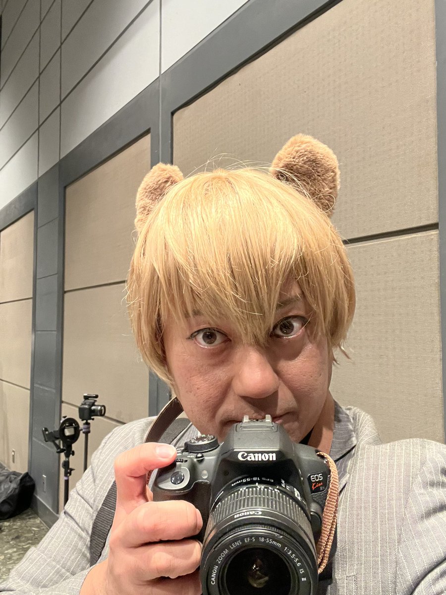 ing_tinkerbell's tweet image. #スーツ武器オフ会
獣人警察にてコスプレ&amp;amp;カメラを持って参加しました👮
初参加で緊張しました。
コスプレメイクもっと頑張らないとだ😭
📷BEE: @MaskedriderBee