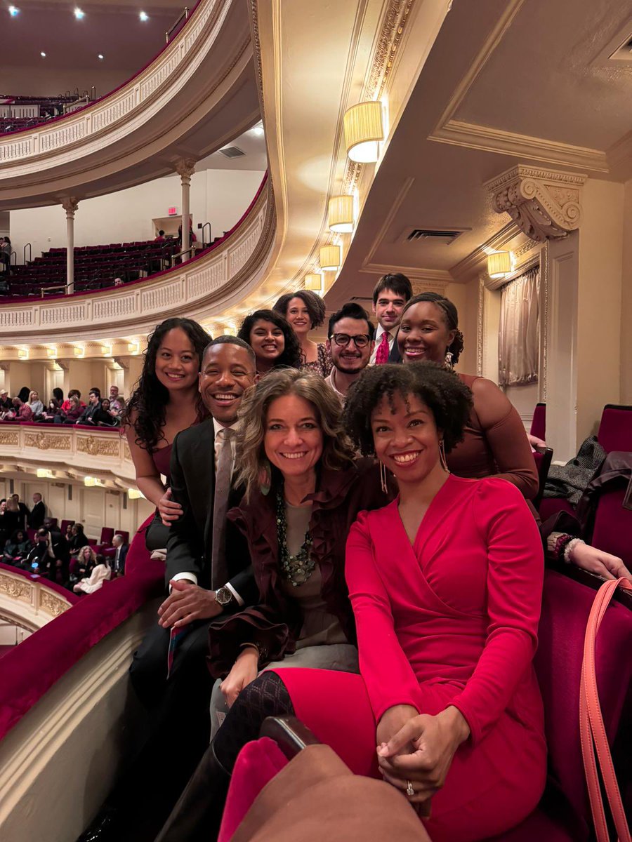 SphinxOrg's tweet image. Sphinx LEAD Cohort 6 has completed their two-year journey, sharing powerful reflections on growth, clarity, and community.

Adrian Rodriguez: “The community of leaders in my cohort gave me the best environment in which to learn and grow.”

Imelda Tecson Juarez: “This fellowship…