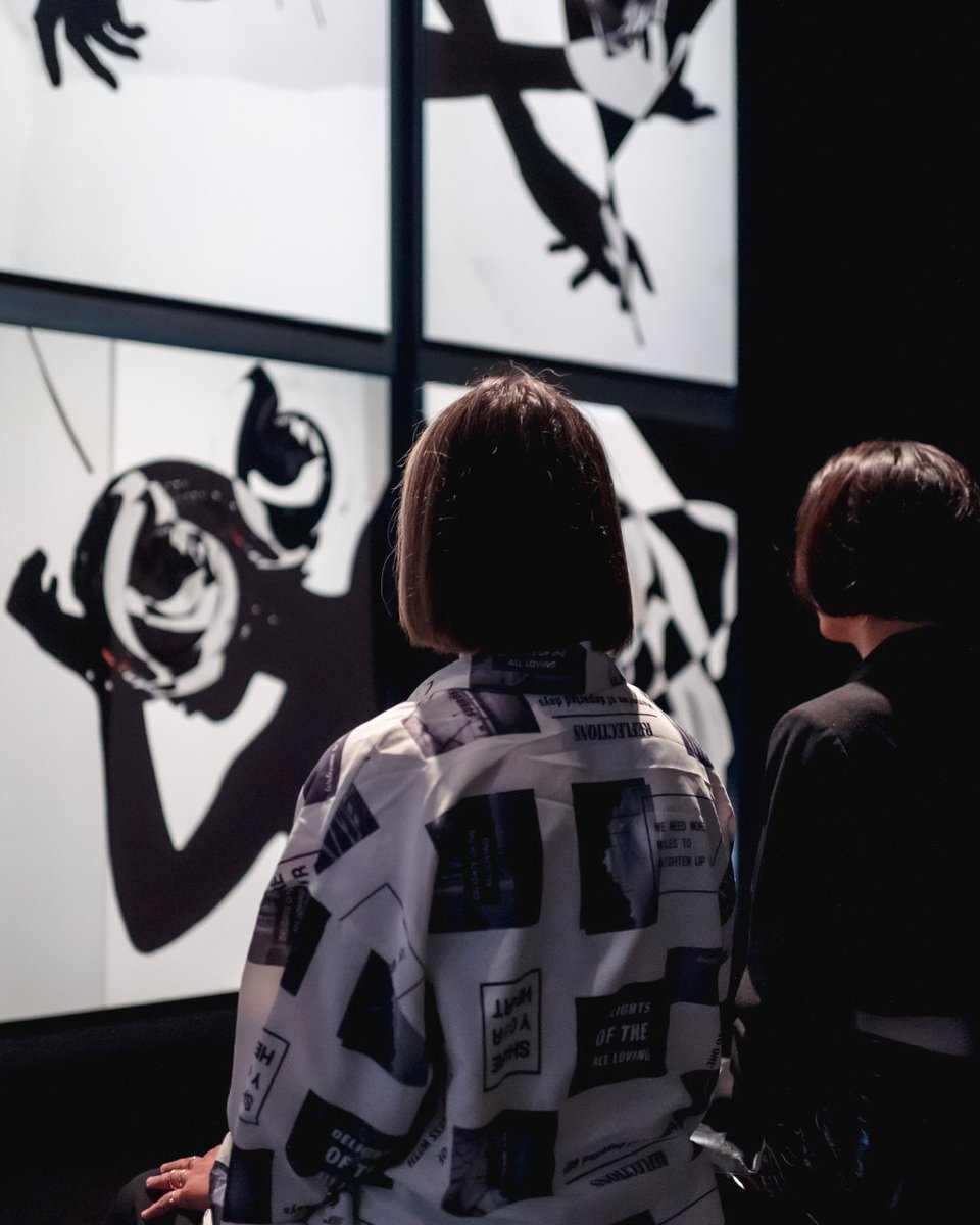 ToledoMuseum's tweet image. Last week to experience Infinite Images at TMA!

With family in town and kids out of school, it’s the perfect time to explore this vibrant, immersive exhibition together. Don’t miss it out!

🎟️ On view through November 30
Plan your visit: toledomuseum.org/exhibitions/in…