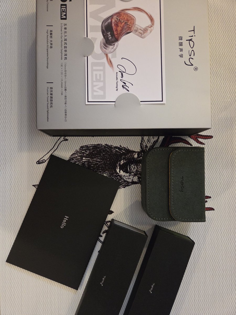 UN ÉNORME MERCI À <a href="/TipsyAudio/">Tipsy Audio</a> DE M'AVOIR ENVOYÉ UNE PAIRE DE M5 🤩

UTILISER LE CODE PROMO : M1CKQC 🔥