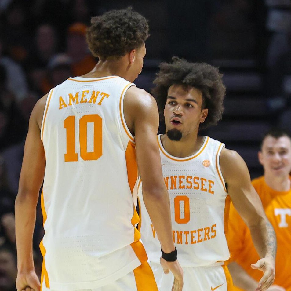 CBBcontent's tweet image. Tennessee’s Ja’Kobi Gillespie &amp;amp; Nate Ament today:

52 points
8 rebounds
7 assists
4 steals
18/34 FG
10/16 3PT

DYNAMIC DUO. 😈