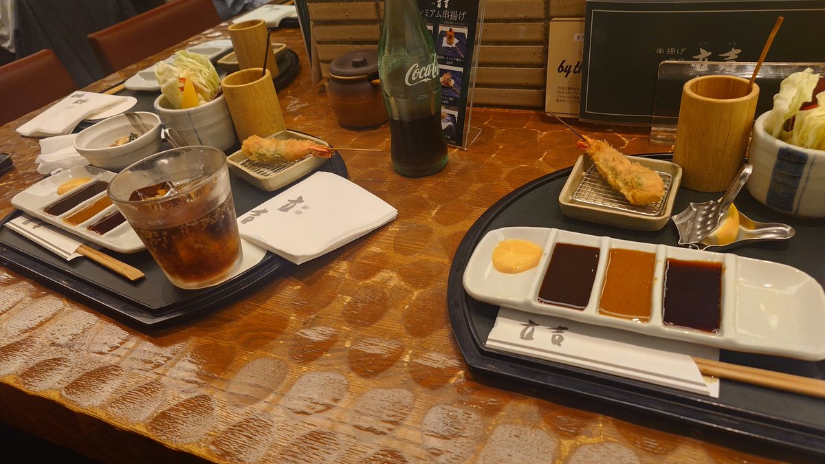 mochimocch1's tweet photo. 顔合わせから話弾んでそのまま二軒目。少し寒かったけどそれも楽しめた☕️ https://t.co/zHPXNSyQTr