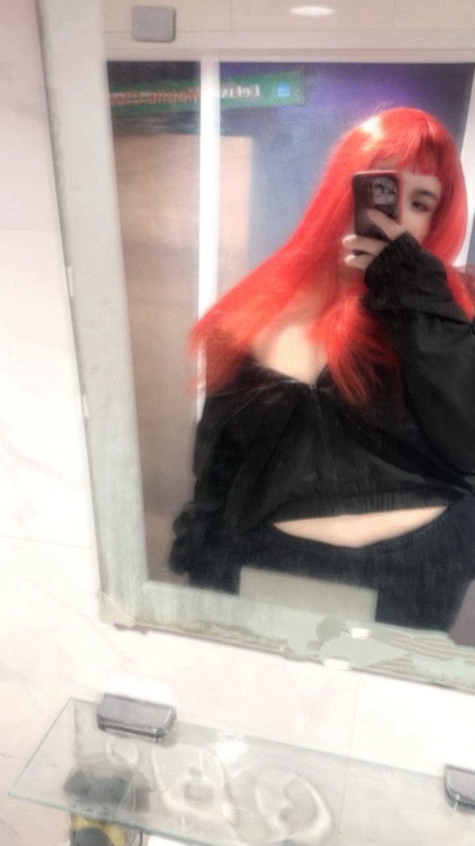 蜜 桃 🍑 tweet media